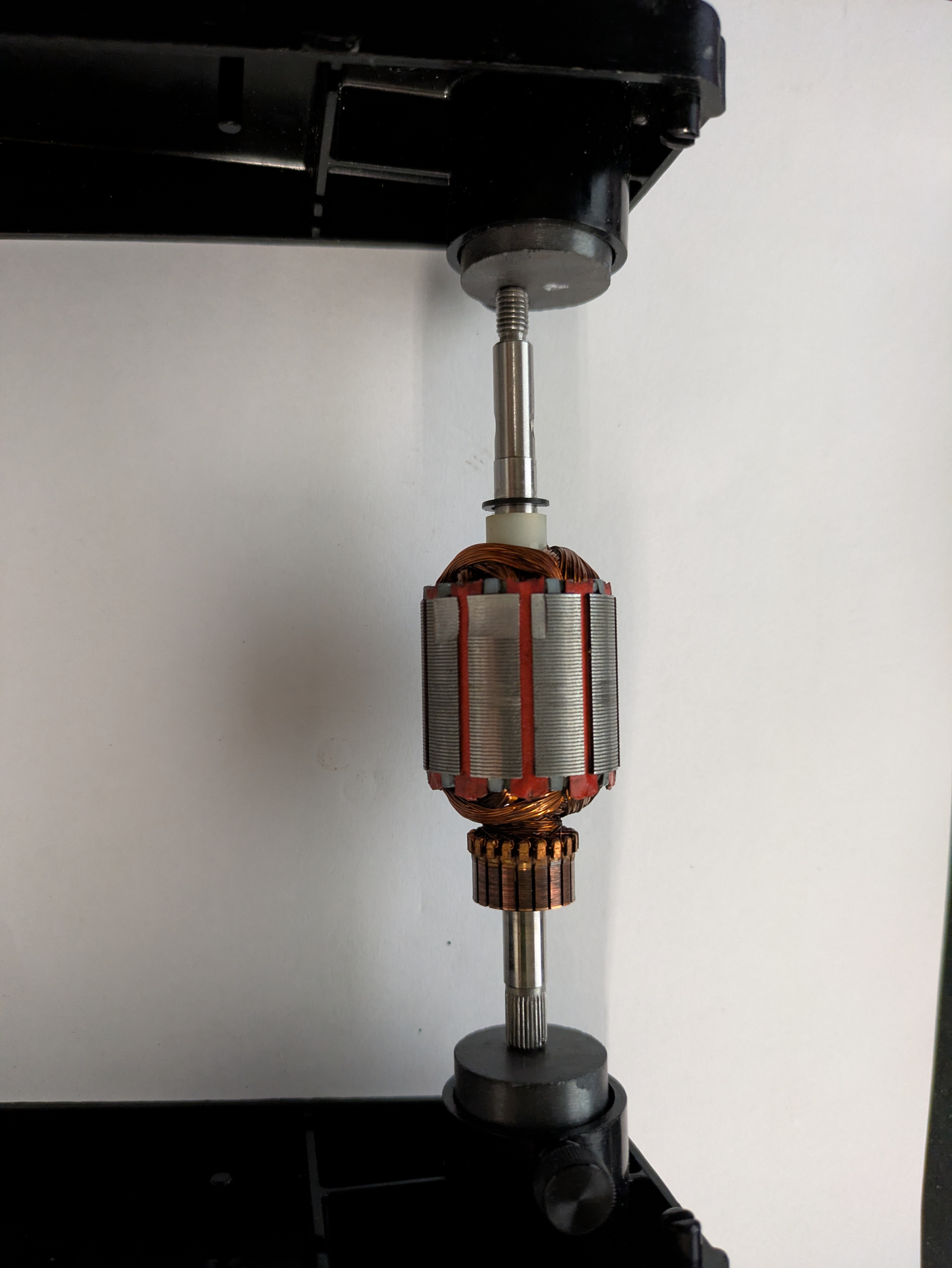 DC Motor in magnetic balancer