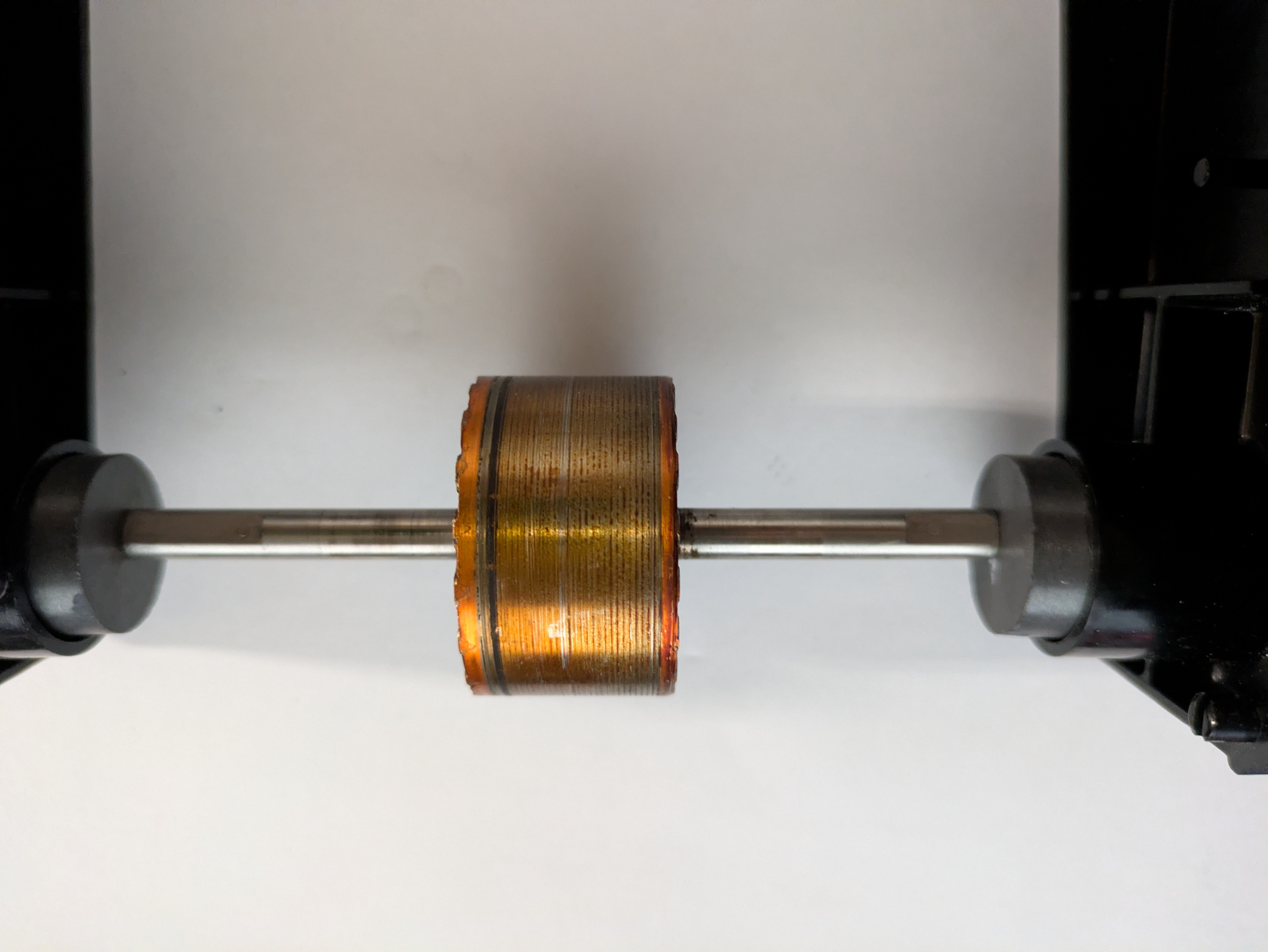 Wound rotor motor in magnetic balancer